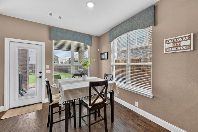 1943 Silverleaf Drive, Glenn Heights, TX 75154