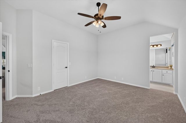 1943 Silverleaf Drive, Glenn Heights, TX 75154