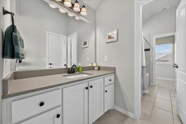 1943 Silverleaf Drive, Glenn Heights, TX 75154
