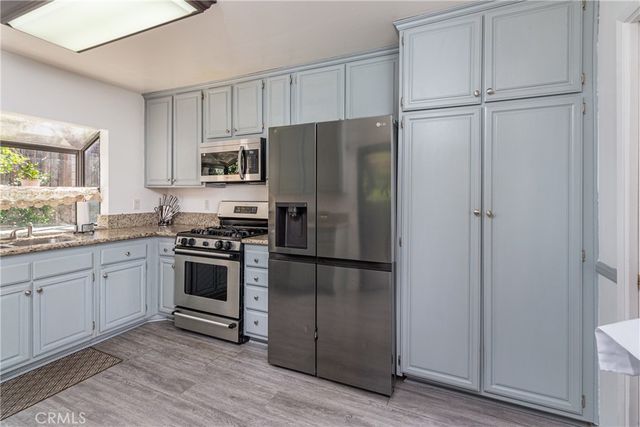 13982 Olive Grove Lane, Sylmar, CA 91342