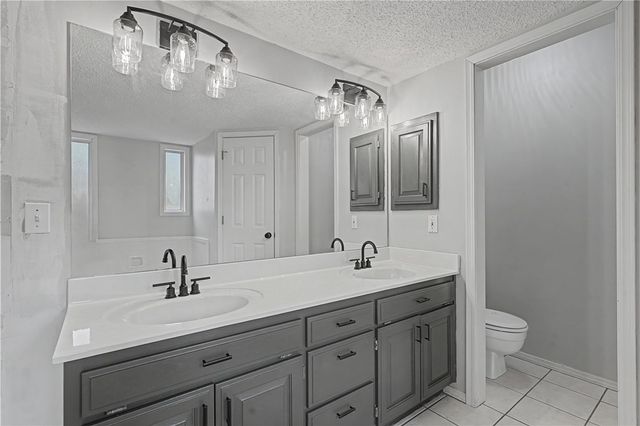 1103 N Flamingo Road, Rogers, AR 72756