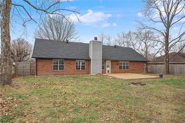 1103 N Flamingo Road, Rogers, AR 72756