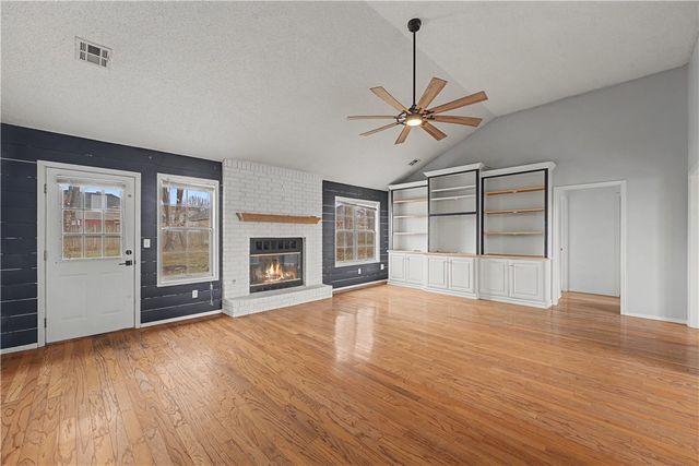 1103 N Flamingo Road, Rogers, AR 72756