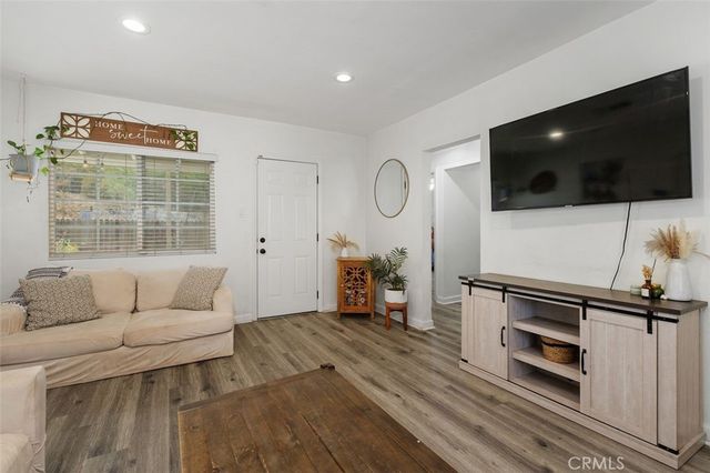 6050 Colonial, Riverside, CA 92506