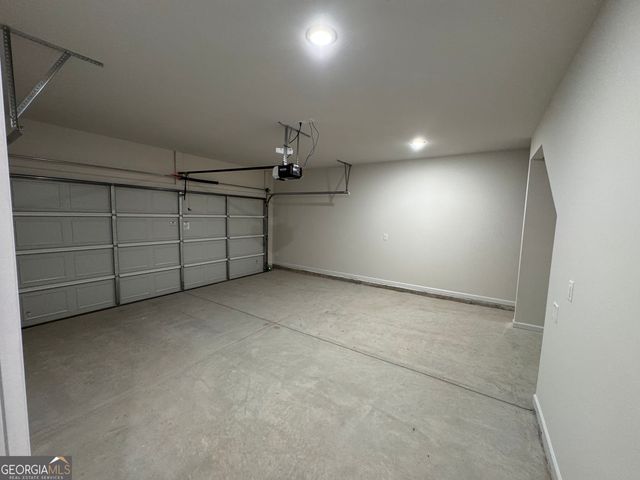 27 Huntley Trace, Hoschton, GA 30548