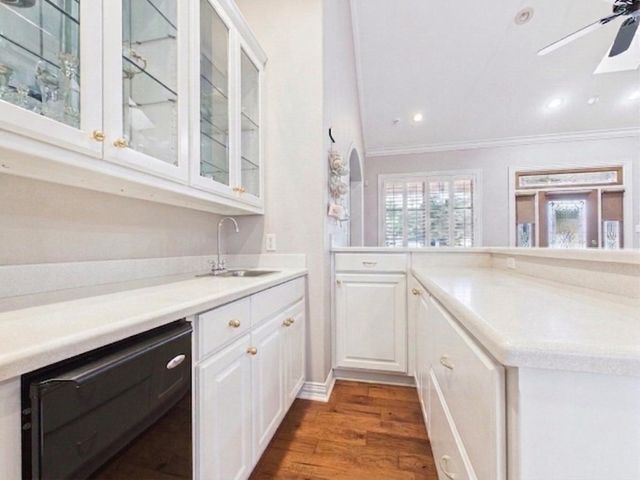 706 Park Place Drive, Athens, TX 75751