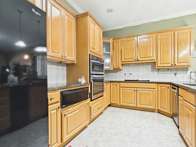 706 Park Place Drive, Athens, TX 75751