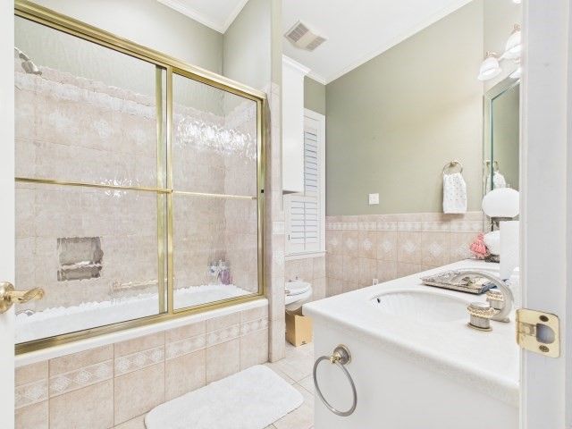 706 Park Place Drive, Athens, TX 75751