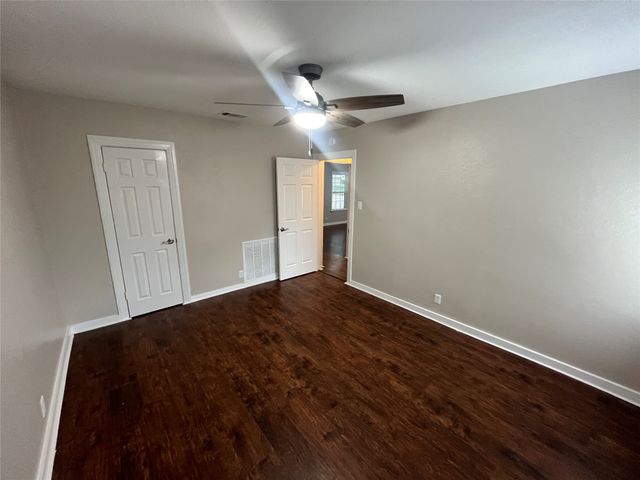 4942 Garland Avenue, Dallas, TX 75223