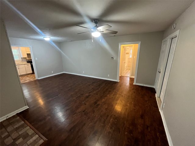 4942 Garland Avenue, Dallas, TX 75223