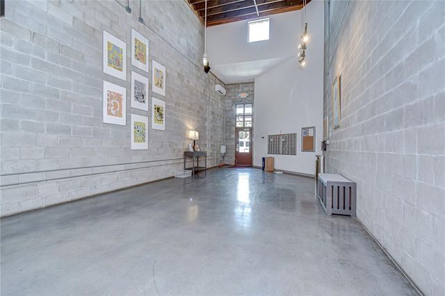 2001 E 2ND AVENUE 12, Tampa, FL 33605