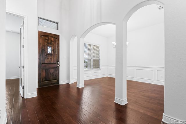 427 Evans Oak, San Antonio, TX 78260