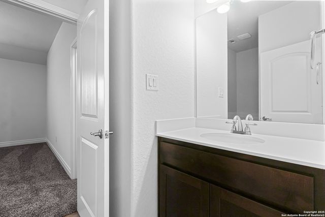 427 Evans Oak, San Antonio, TX 78260