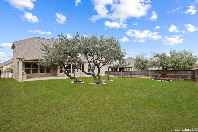 427 Evans Oak, San Antonio, TX 78260