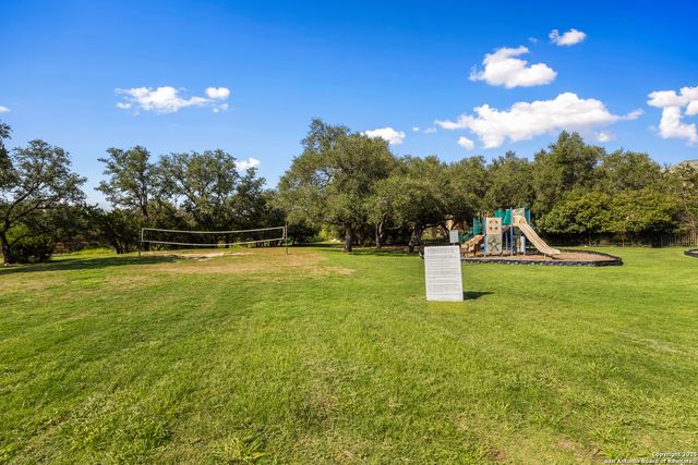 427 Evans Oak, San Antonio, TX 78260