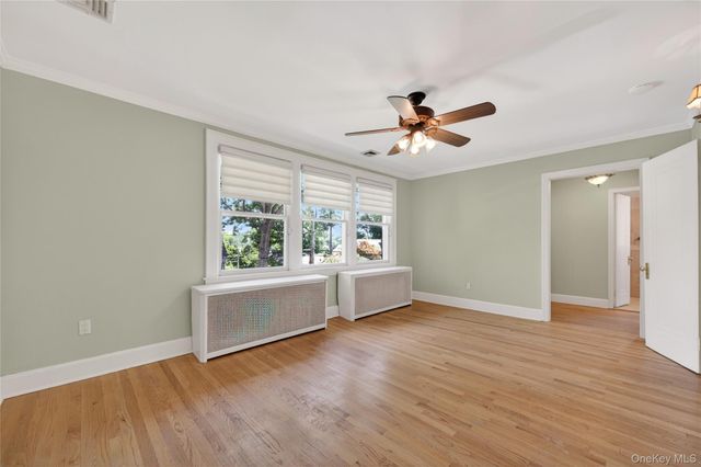 90 Mackey Avenue, Port Washington, NY 11050