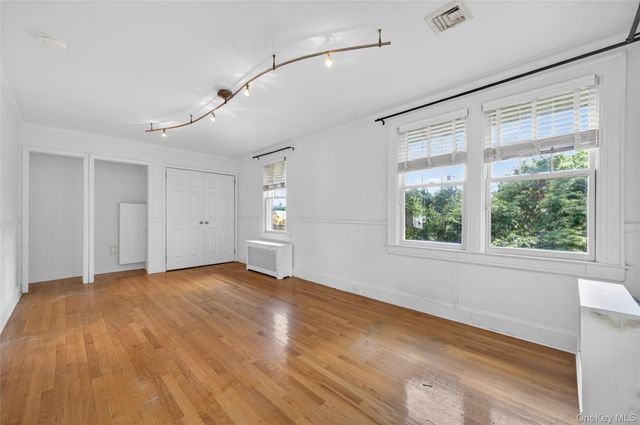 90 Mackey Avenue, Port Washington, NY 11050