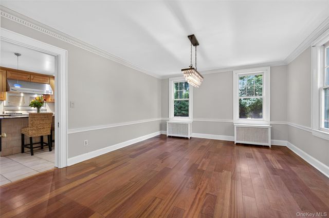 90 Mackey Avenue, Port Washington, NY 11050