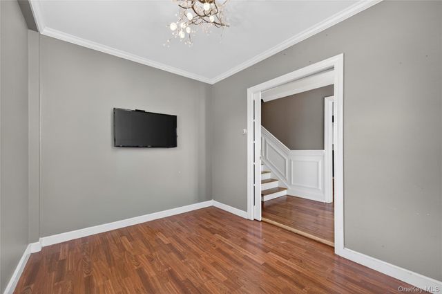 90 Mackey Avenue, Port Washington, NY 11050