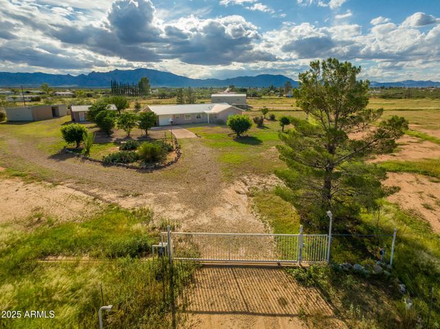 1671 N ARABIAN Lane, Cochise, AZ 85606