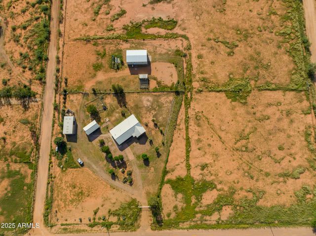 1671 N ARABIAN Lane, Cochise, AZ 85606