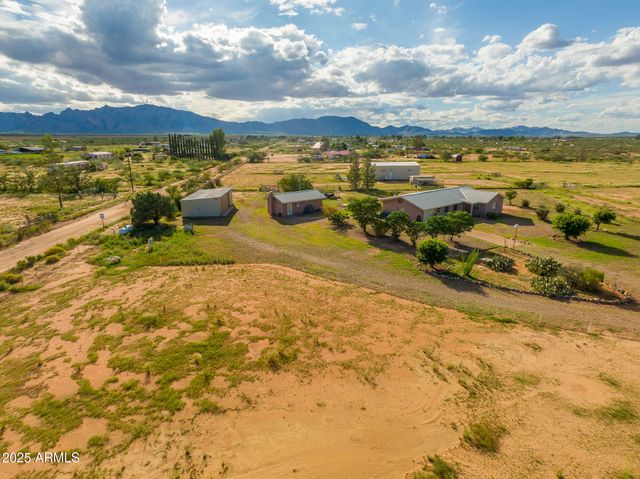 1671 N ARABIAN Lane, Cochise, AZ 85606
