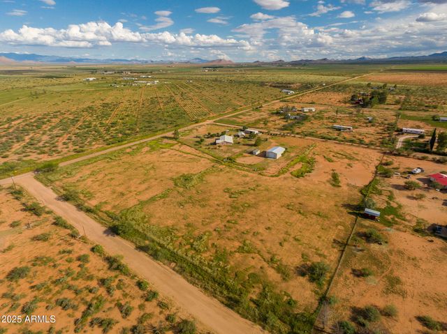 1671 N ARABIAN Lane, Cochise, AZ 85606