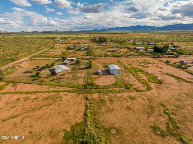 1671 N ARABIAN Lane, Cochise, AZ 85606