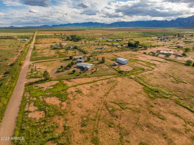 1671 N ARABIAN Lane, Cochise, AZ 85606