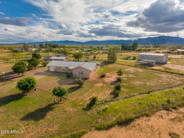 1671 N ARABIAN Lane, Cochise, AZ 85606