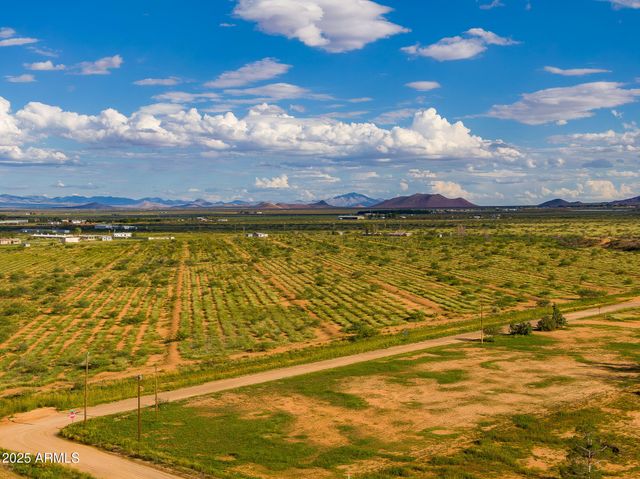 1671 N ARABIAN Lane, Cochise, AZ 85606