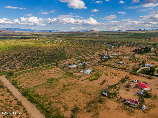 1671 N ARABIAN Lane, Cochise, AZ 85606