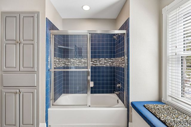 5 Whitechurch Lane, San Antonio, TX 78257