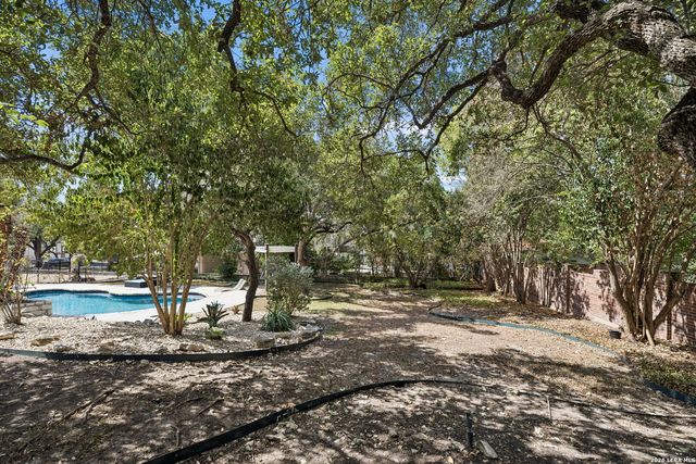 5 Whitechurch Lane, San Antonio, TX 78257
