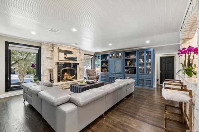 5 Whitechurch Lane, San Antonio, TX 78257
