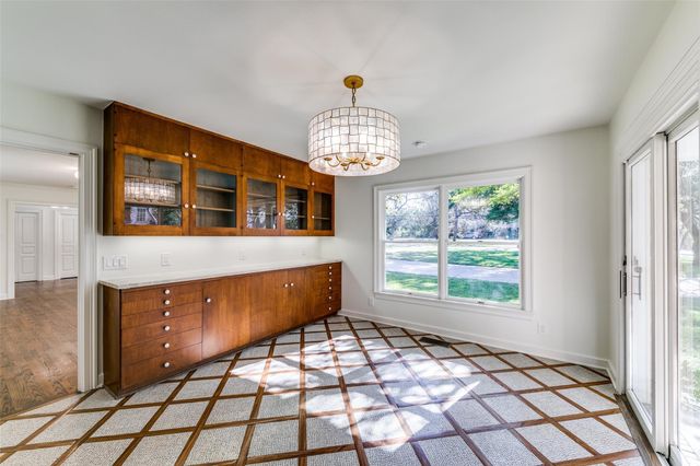 5543 Winston Court, Dallas, TX 75220