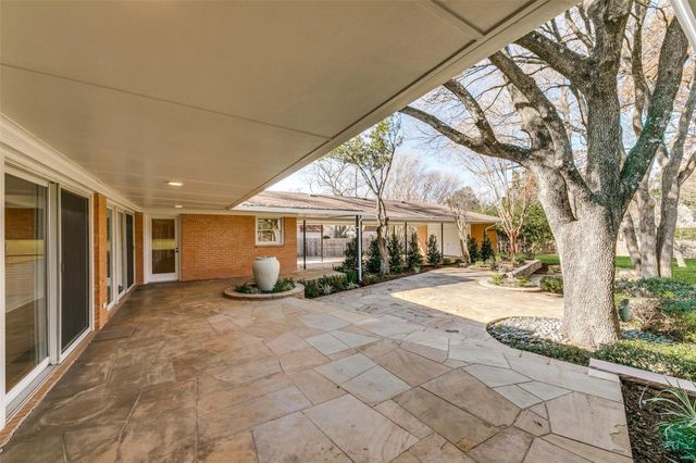 5543 Winston Court, Dallas, TX 75220