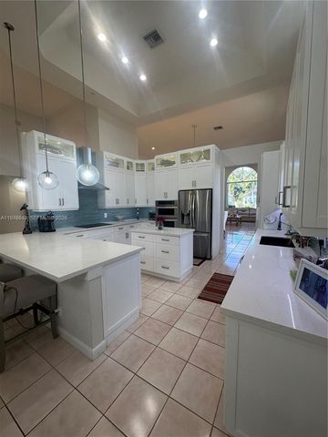 2719 Pinehurst, Weston, FL 33332