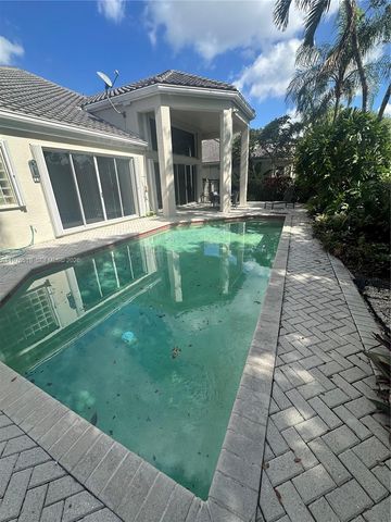2719 Pinehurst, Weston, FL 33332