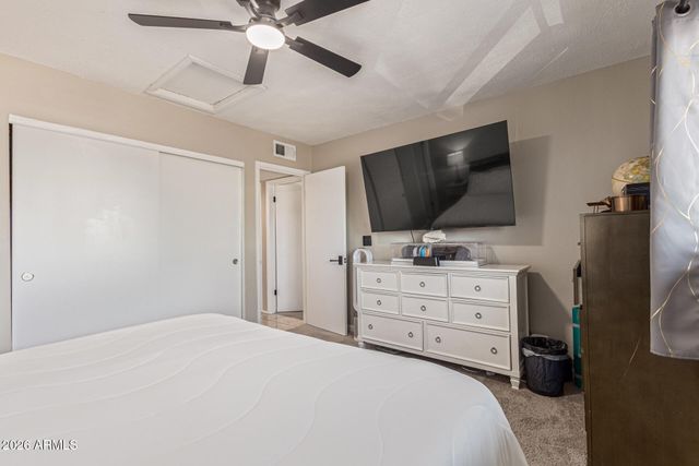 286 W Palomino Drive 104, Chandler, AZ 85225