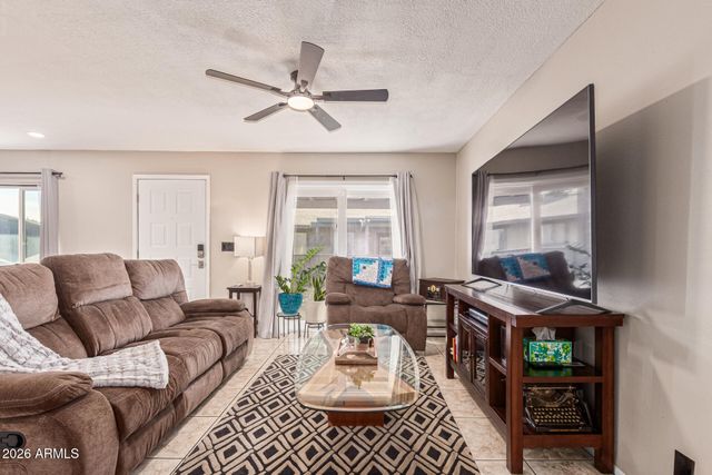 286 W Palomino Drive 104, Chandler, AZ 85225