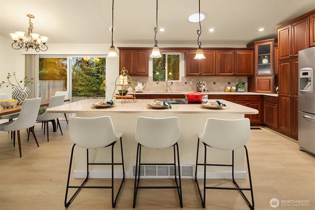 2814 129th Avenue SE, Bellevue, WA 98005
