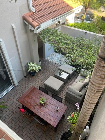1140 Cliffrose St 1140, Hollywood, FL 33019