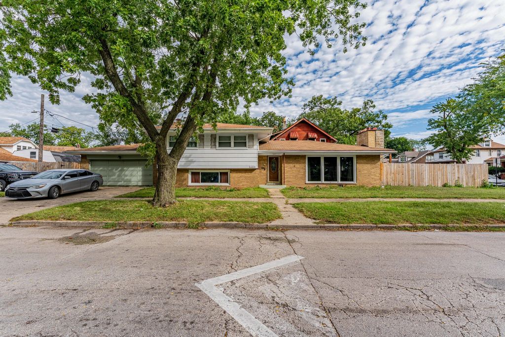 12256 S Harvard Avenue, Chicago, IL 60628 — exterior