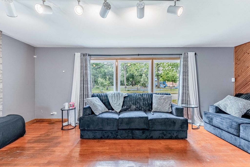 12256 S Harvard Avenue, Chicago, IL 60628 — photo 4
