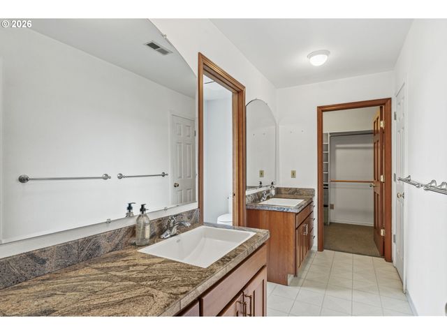 32215 Nw EAGLE CREST Dr, Ridgefield, WA 98642