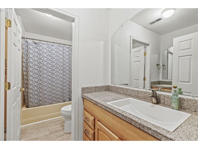32215 Nw EAGLE CREST Dr, Ridgefield, WA 98642