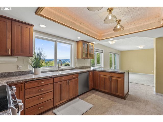 32215 Nw EAGLE CREST Dr, Ridgefield, WA 98642