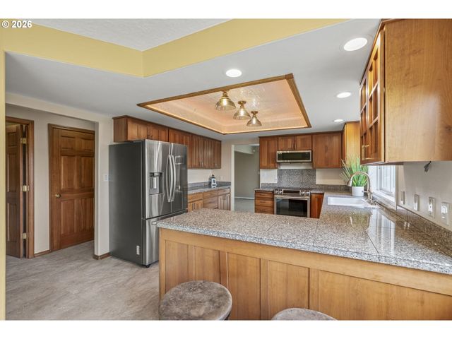 32215 Nw EAGLE CREST Dr, Ridgefield, WA 98642