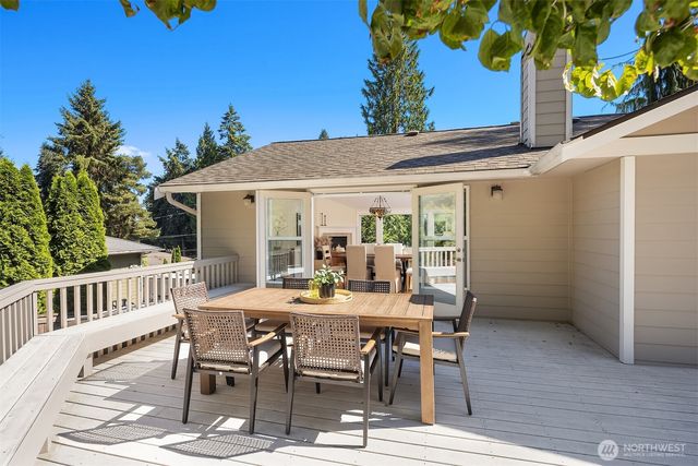 10710 NE 190th Street, Bothell, WA 98011